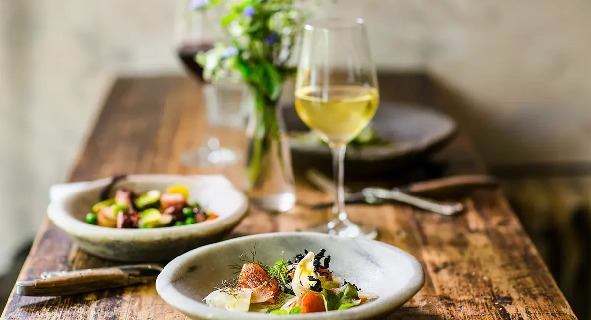 Genussreise Gruppenreisen Abendessen mit Weinbegleitung
