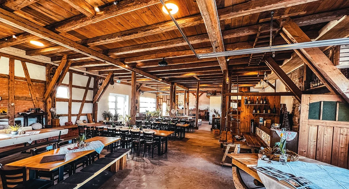 Die Dorfscheune von 1846 bei Reiseservice Vogt ist eine gemütliche, urige Eventlocation in einer historischen Scheune.